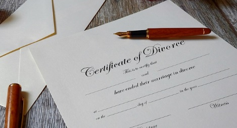 A divorce certificate form